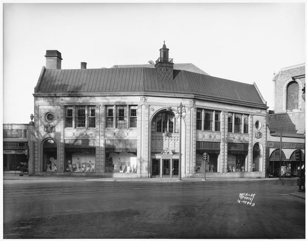 Kessenich's, 1934